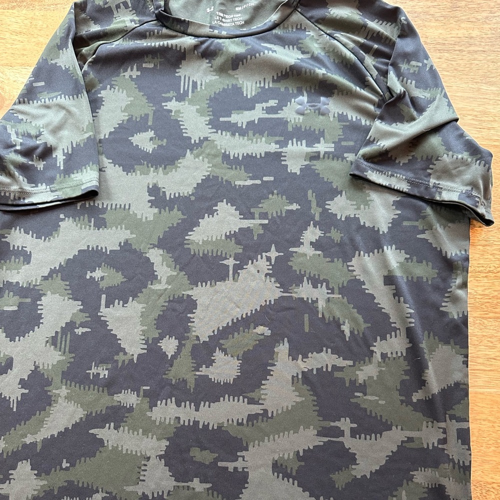 Under Armour Tech tee, men’s small